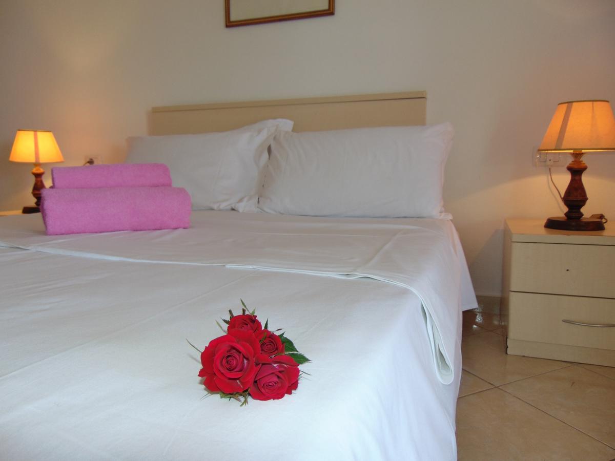 Residence Jazoj Vlore Bagian luar foto